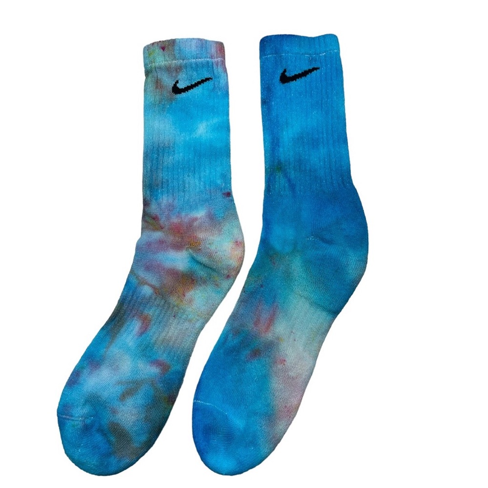 Nike Cotton Candy Ice Dyed Crew Socks - Picture 5 of 7